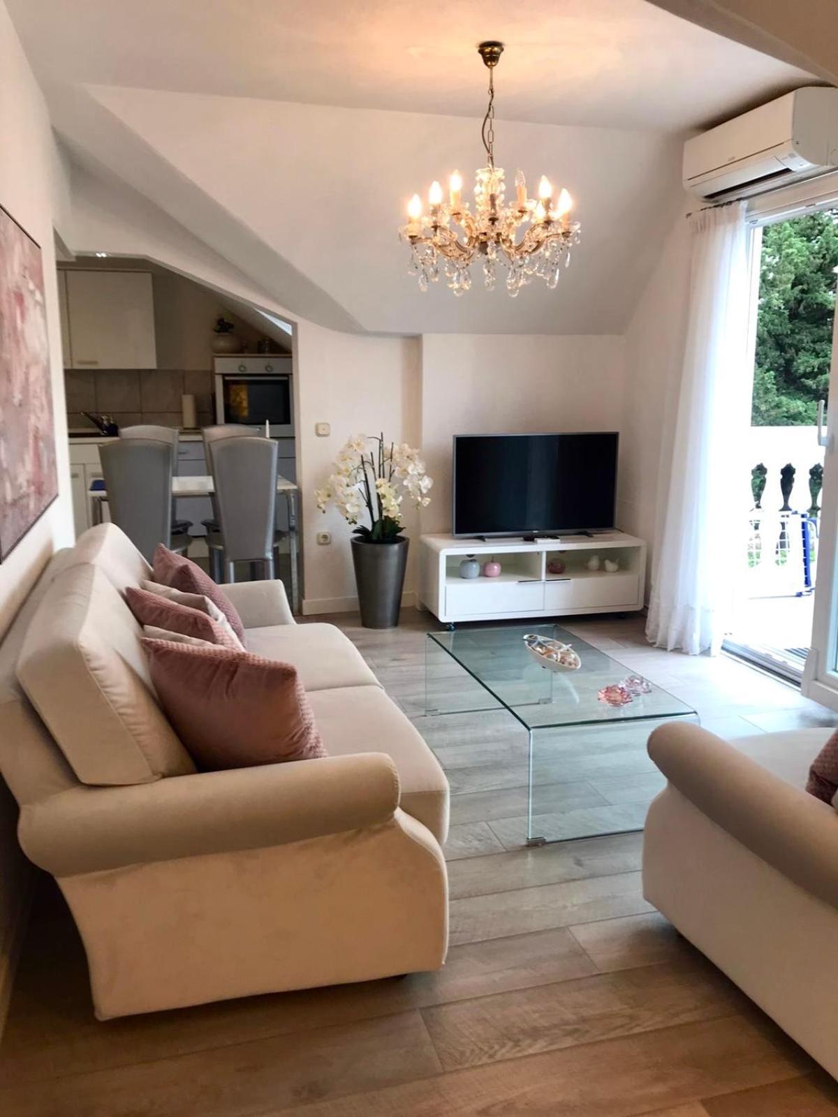 Villa Diana Kaštela Buitenkant foto