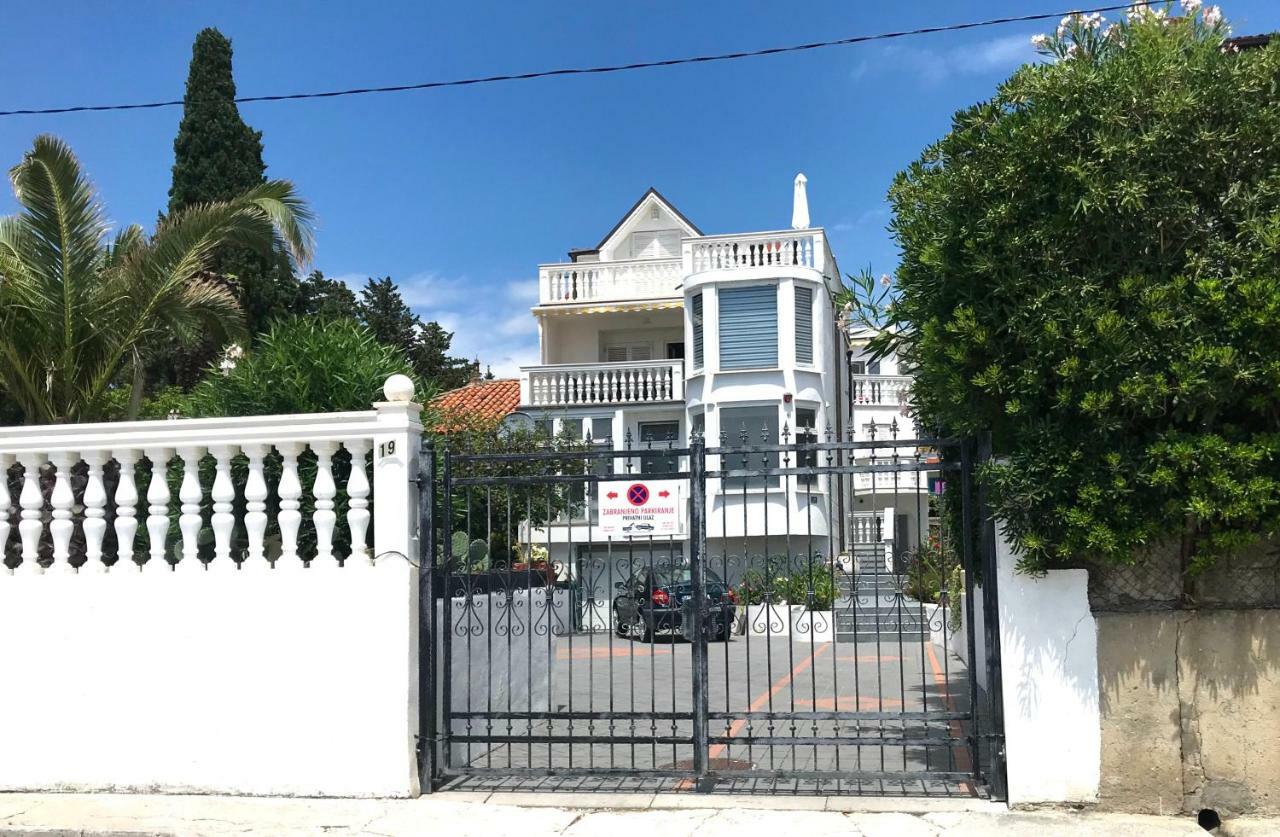 Villa Diana Kaštela Buitenkant foto
